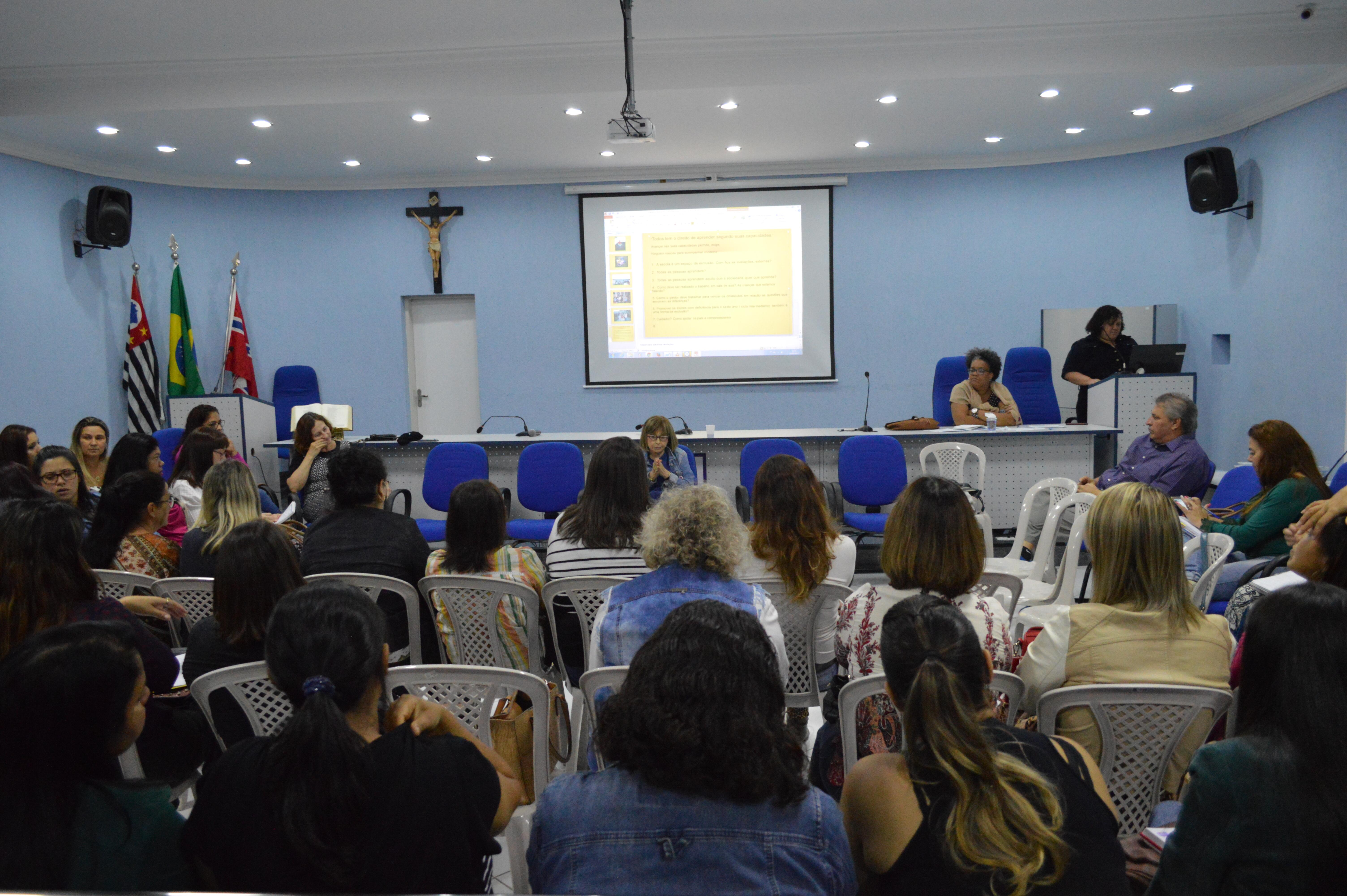 Política de Educação Inclusiva em pauta