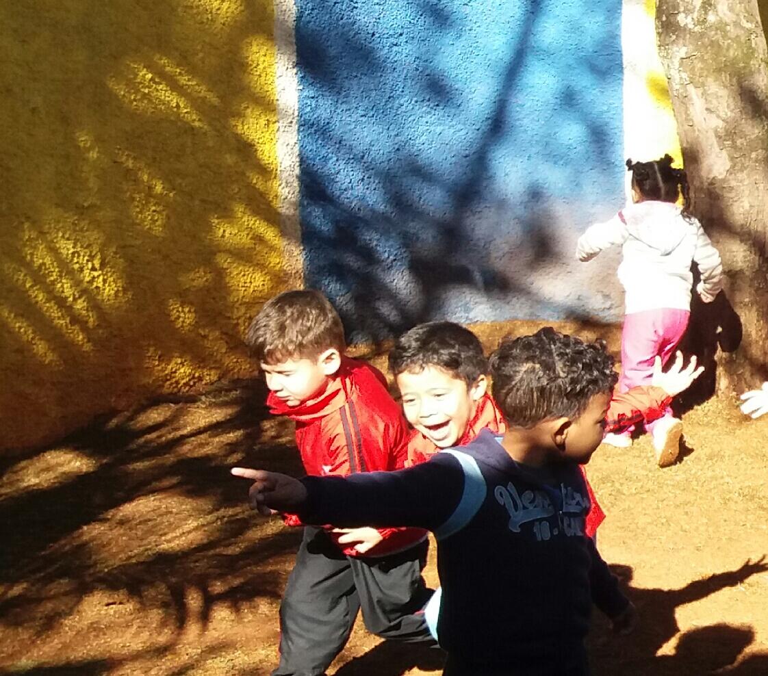 Alunos, educadores e o espaço escolar em processo harmônico