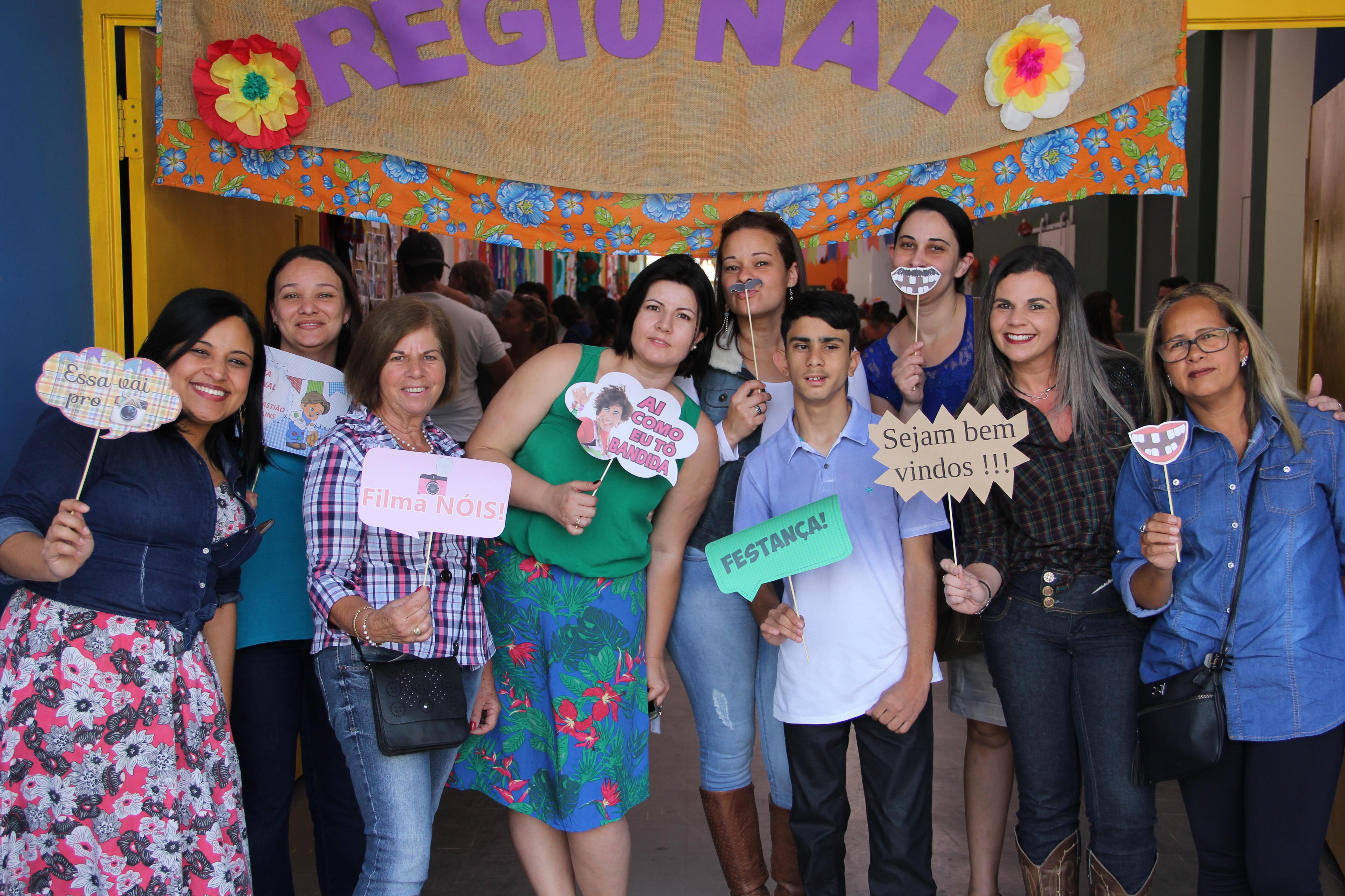 Festa Regional conta com participação de pais e alunos