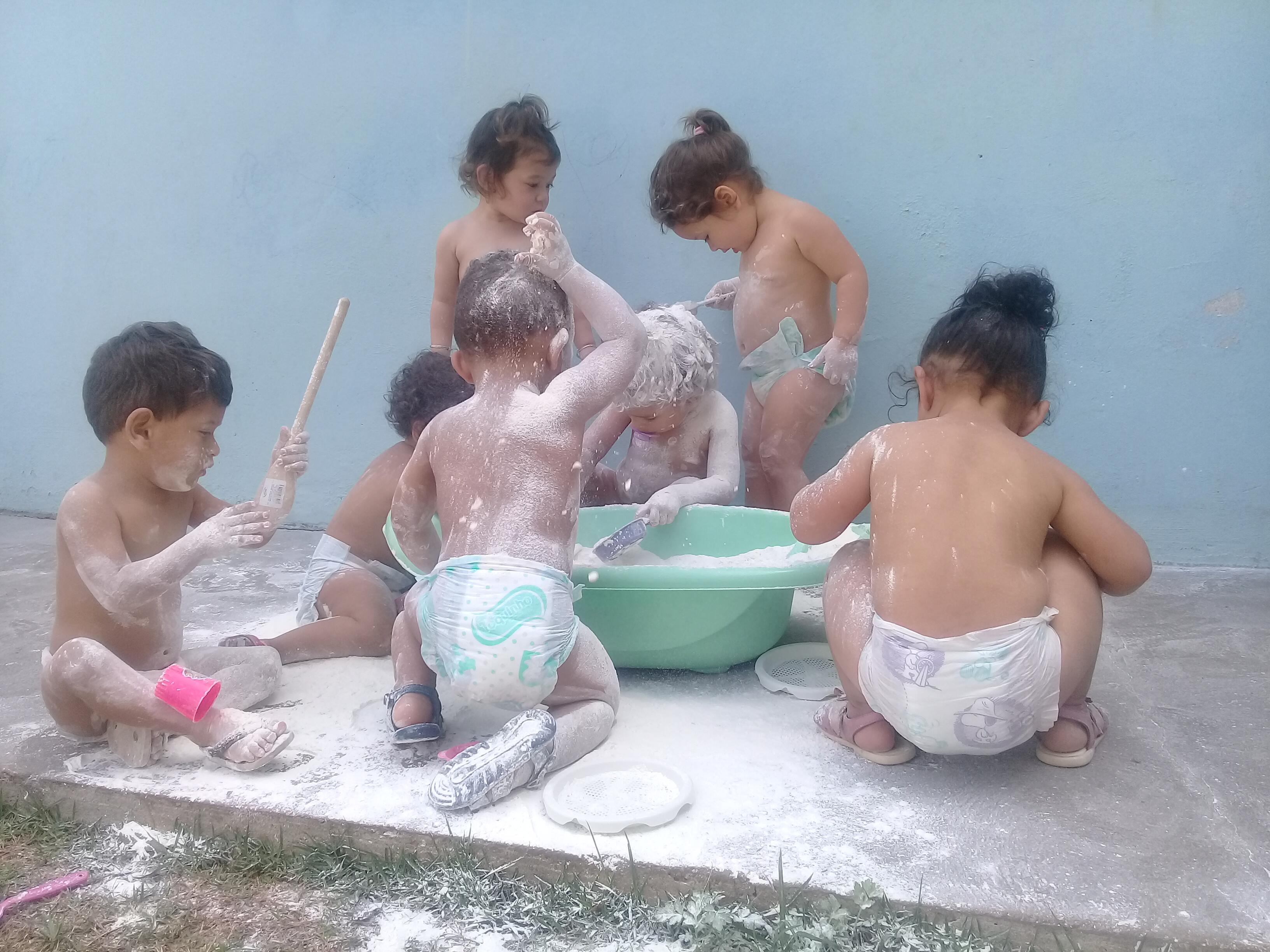 Bebês em Cena