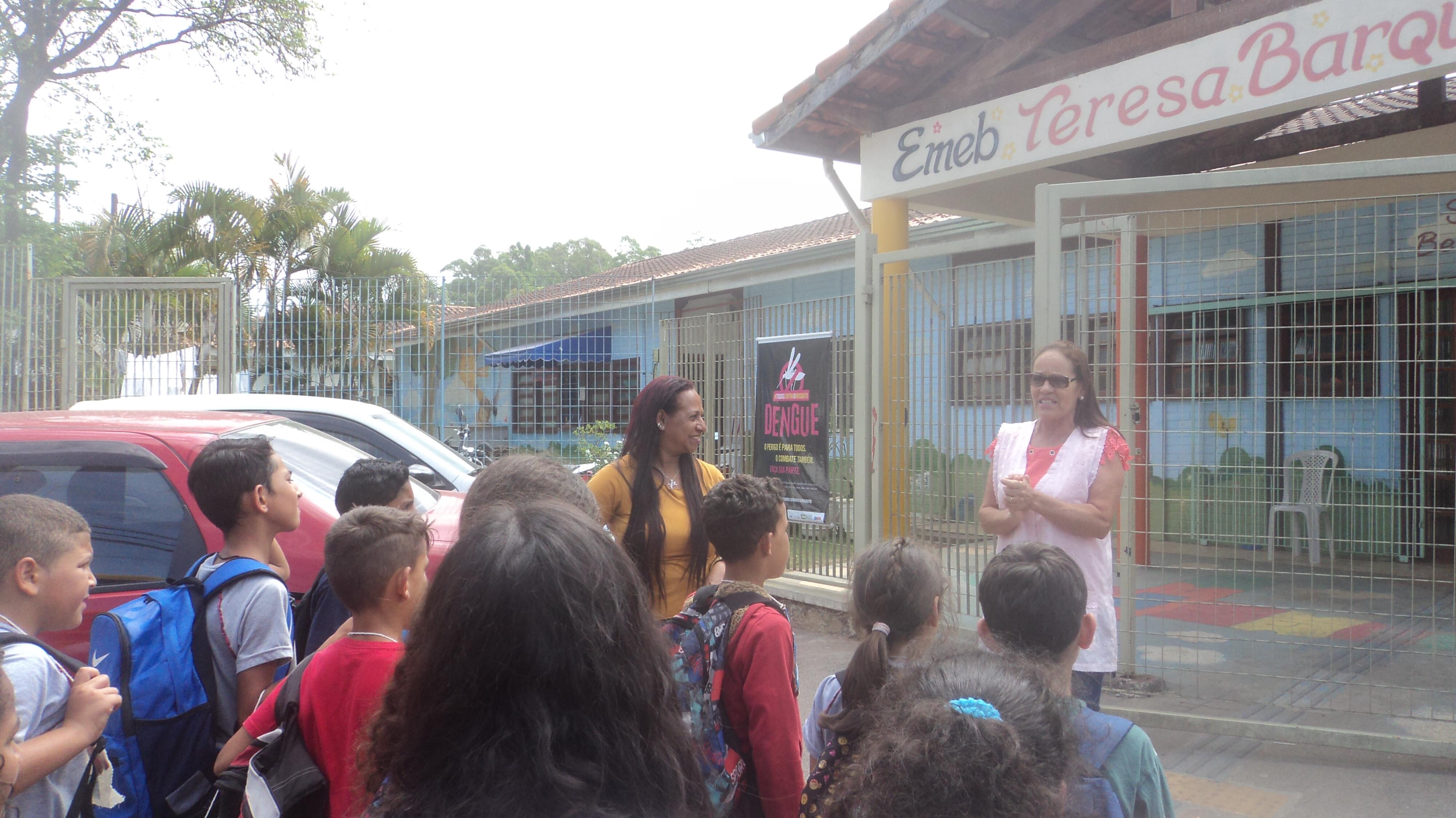 Conhecendo o bairro: uma visita à EMEB Teresa Barquetta