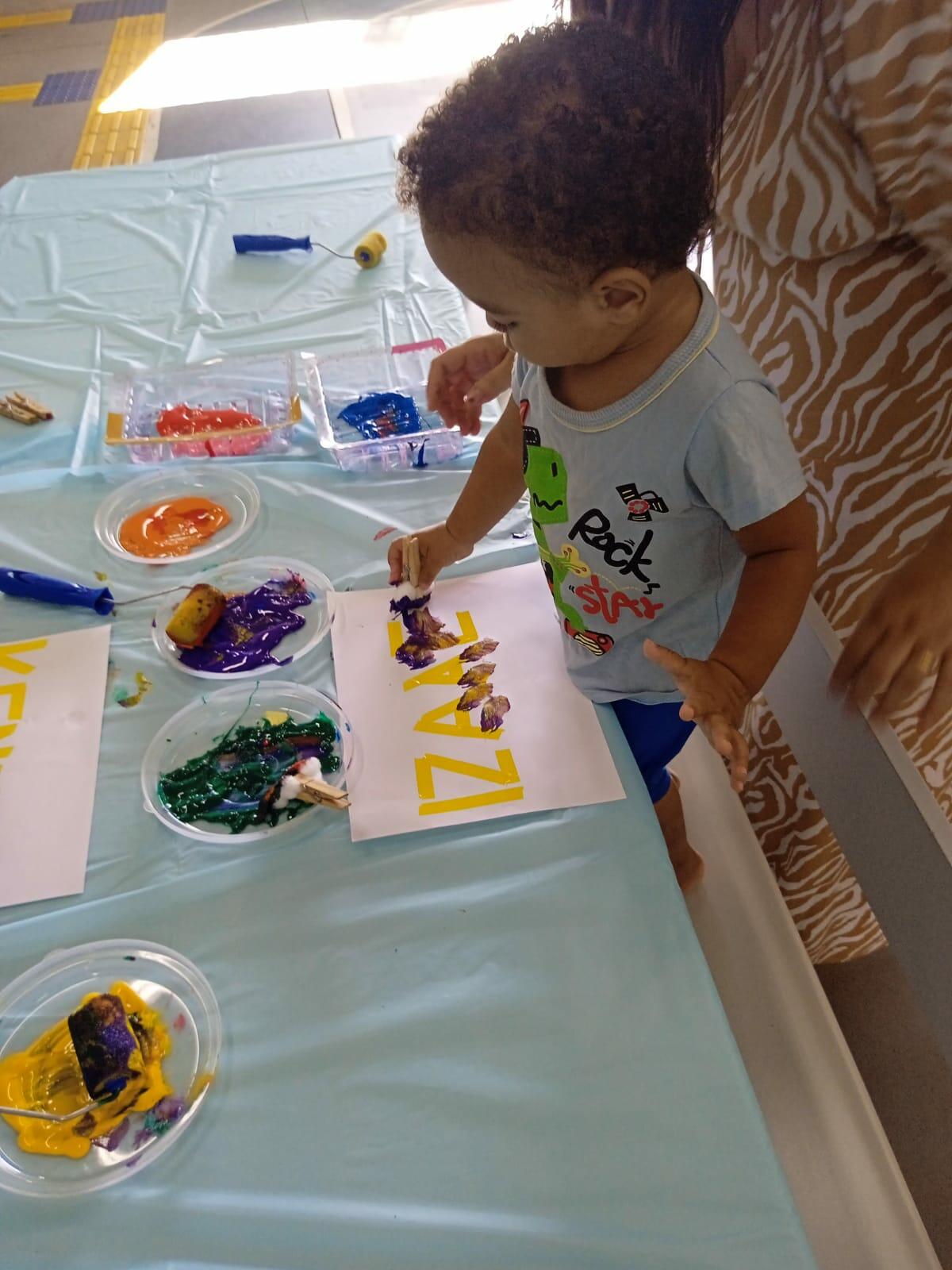 Pintei meu nome… com as cores do arco-íris! 🌈🎨🖌️🥰