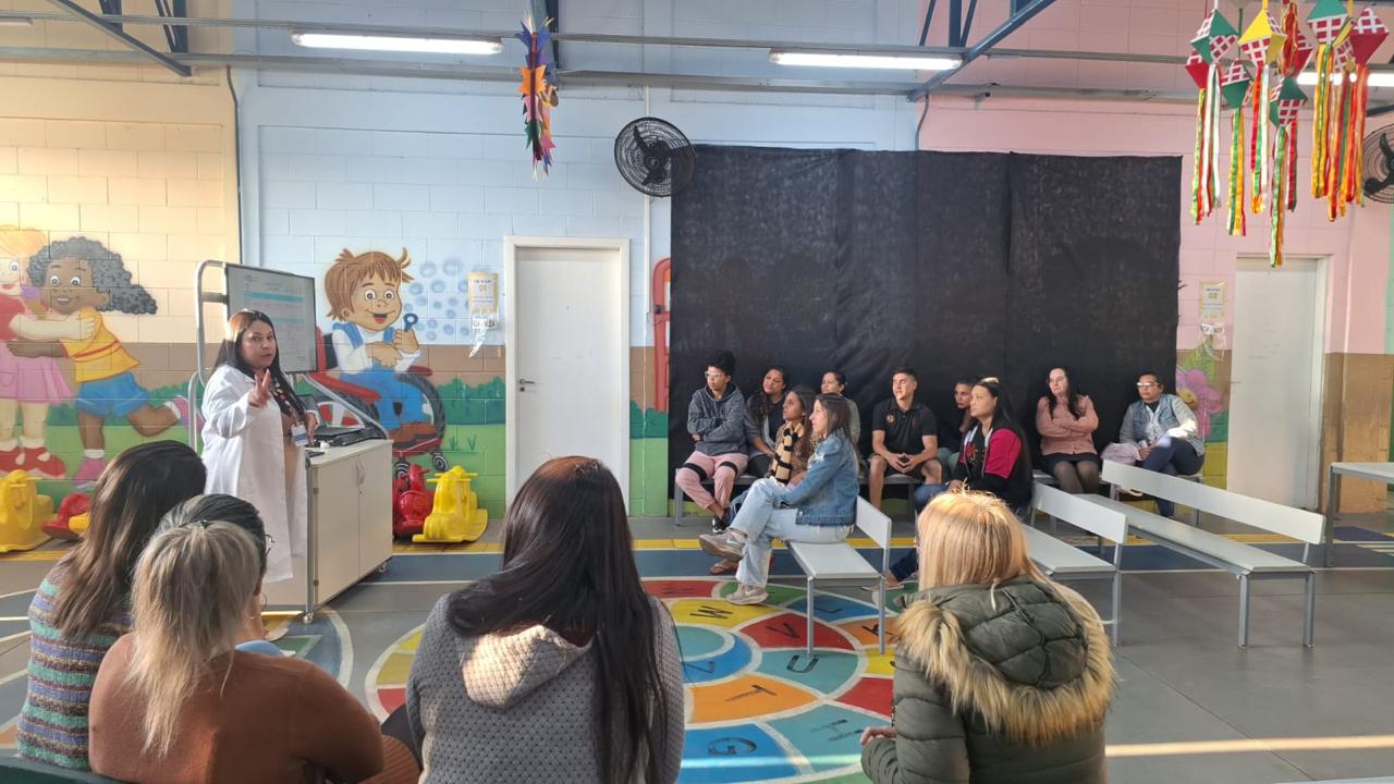 Todos precisam de Educação Nutricional… 🍎🥗😋🍉🥭🩷🥦