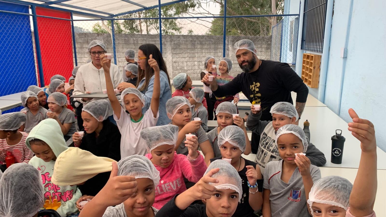 Educação alimentar: um assunto sério e muito saboroso! 📝🍓👧🏽🥭🩵🚰